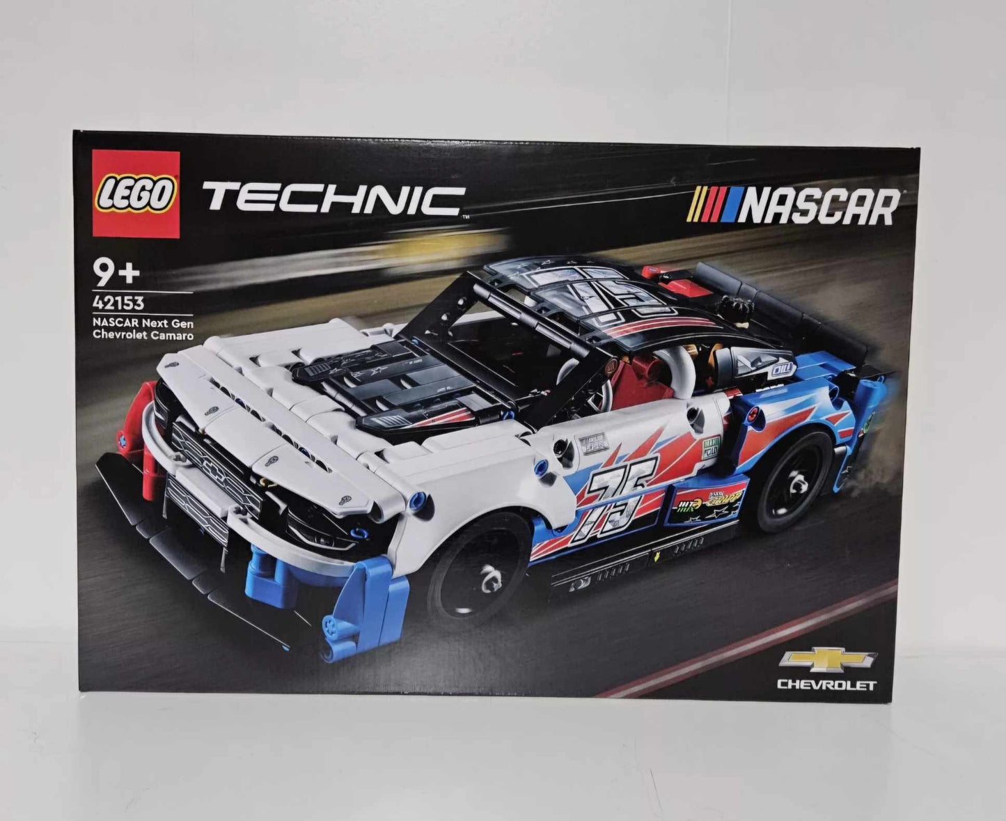 LEGO TECHNIC: NASCAR Next Gen Chevrolet Camaro ZL1 (42153)