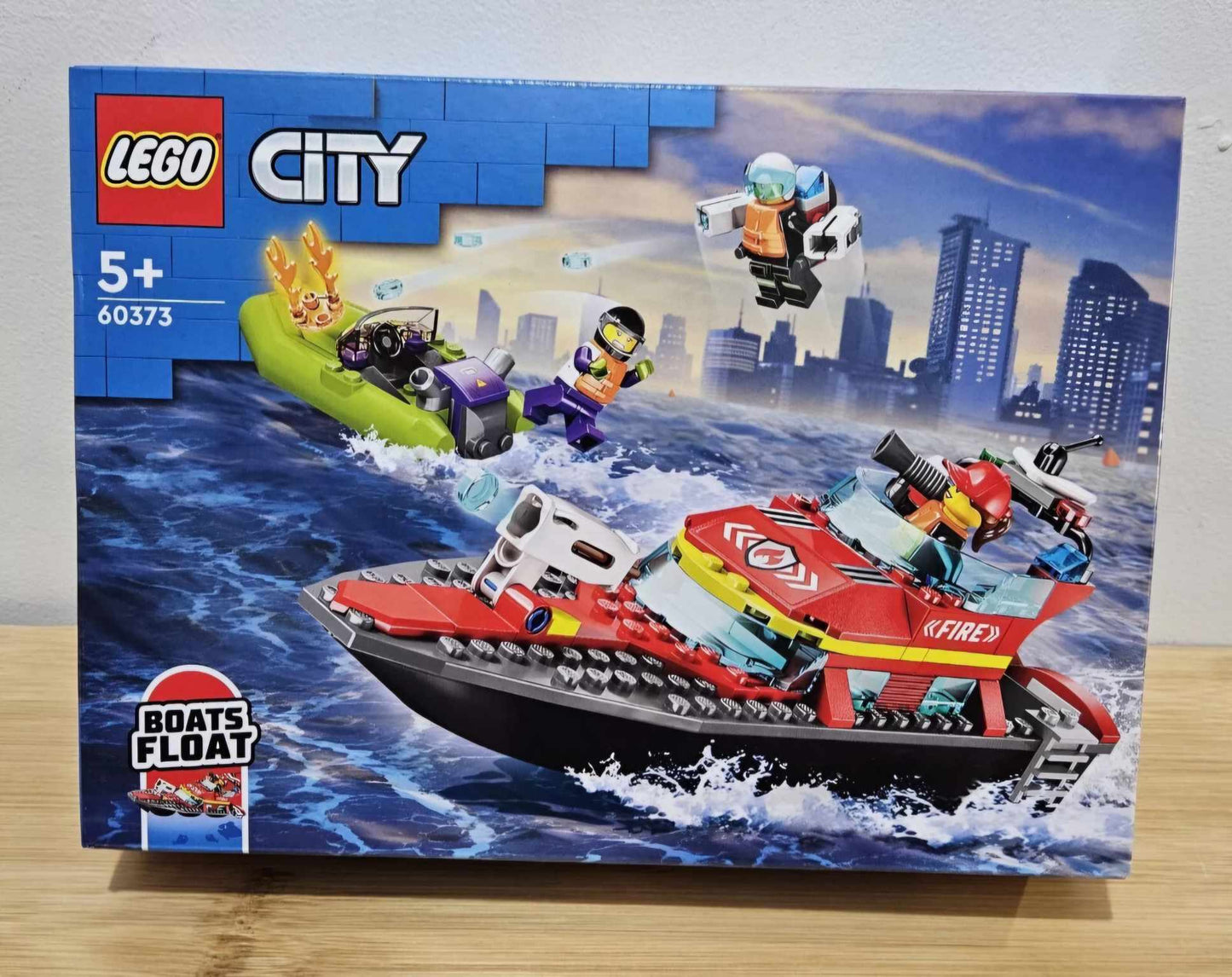 LEGO CITY: Fire Rescue Boat (60373)